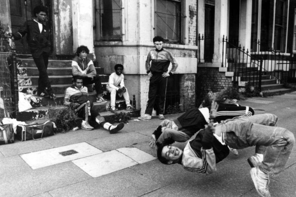 breakdancers hip hop